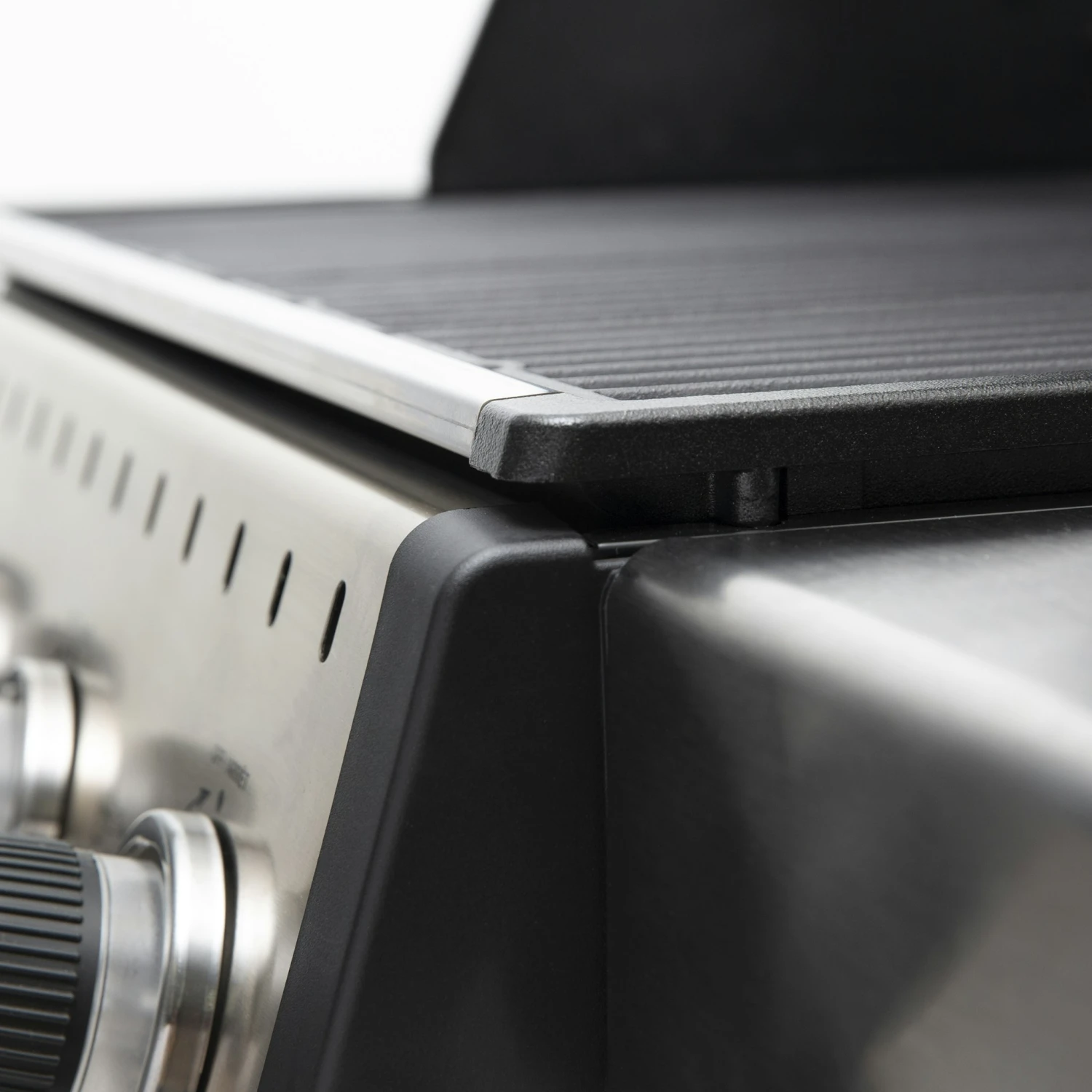 Broil King Baron 490 Inkl. Abdeckhaube & Gussplatte 13 Broil King Baron 490 Inkl. Abdeckhaube & Gussplatte – Bild 11