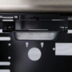 Broil King Baron 490 Inkl. Abdeckhaube & Gussplatte 35 Broil King Baron 490 Inkl. Abdeckhaube & Gussplatte -Barbecue Grill Geschäft 875282 BARON490 DRIP TRAY 02