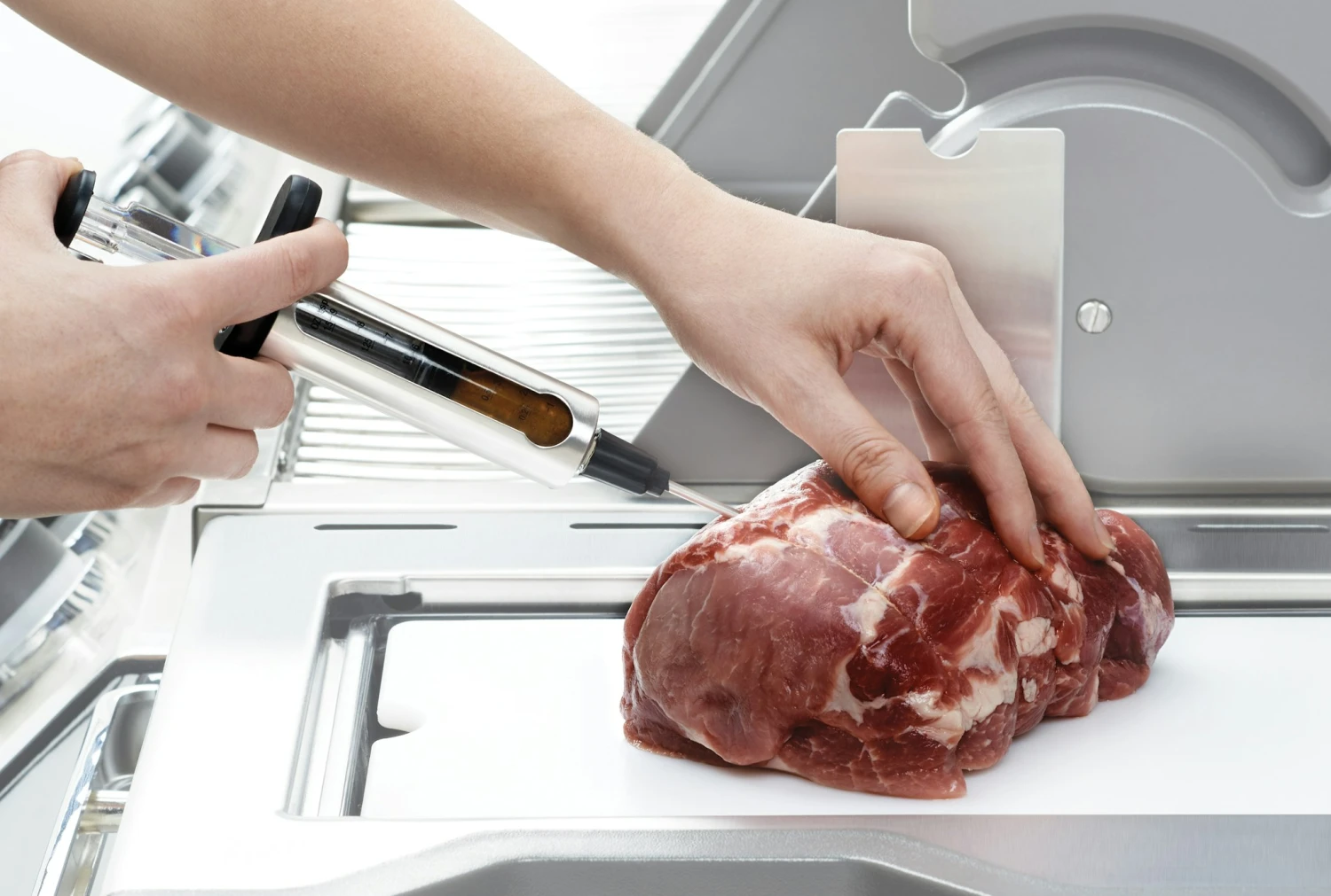 NAPOLEON Marinaden Injektor Edelstahl (inkl. 2 Nadeln) (55028) 5 NAPOLEON Marinaden Injektor Edelstahl (inkl. 2 Nadeln) (55028) – Bild 3