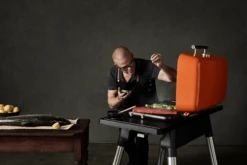 Everdure FURNACE Gasgrill Mint Mit Drei Brennern - Auslaufartikel 10 Everdure FURNACE Gasgrill Mint Mit Drei Brennern - Auslaufartikel -Barbecue Grill Geschäft everdure Furnace Heston Aktion3 1