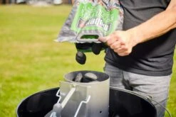 Weber Kokosnuss Briketts - 8 Kg -Barbecue Grill Geschäft webe 18401 Briketts 2 png 1